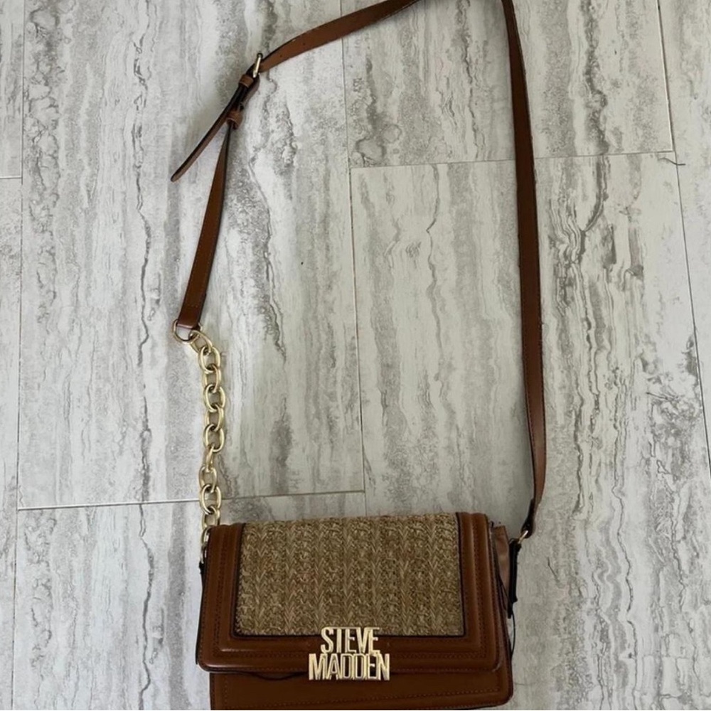Steve Madden Tan and Gold Crossbody Bag